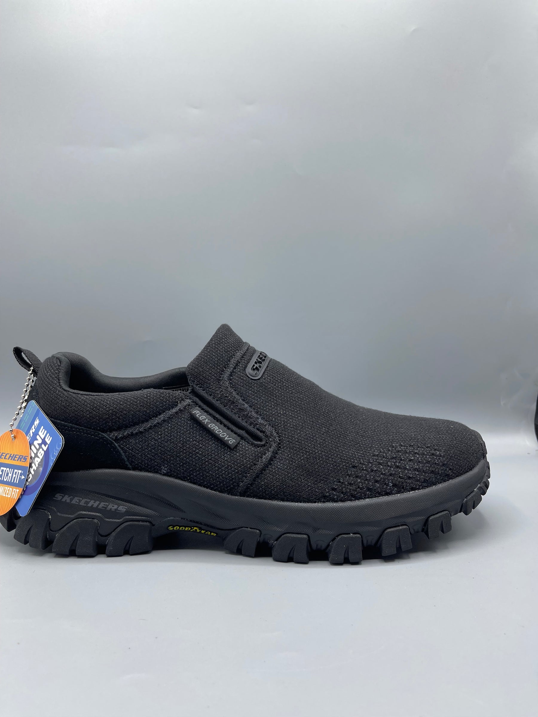 Skechers✅ triple layer medicated  foam extra comfortable.