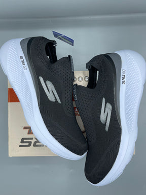 Skechers ultra go