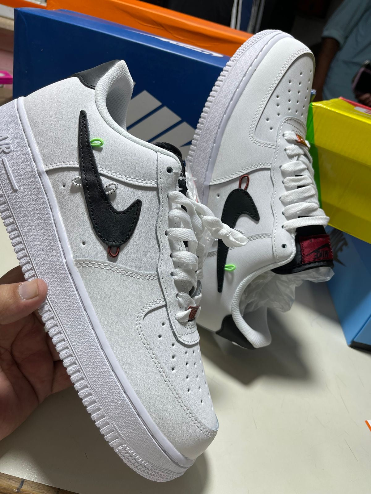 AIR FORCE 1 WHITE EDITION