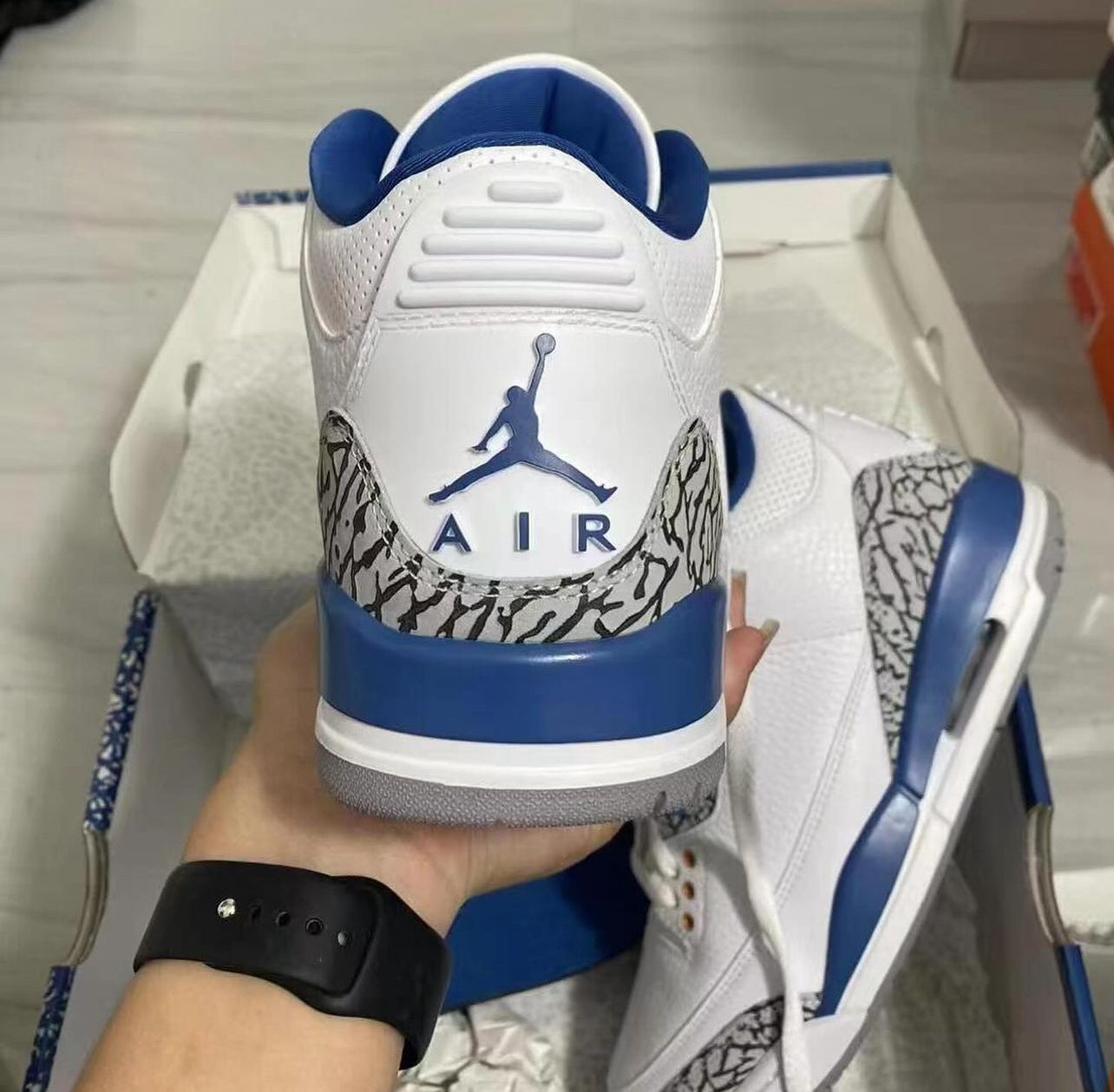 Jordon 3s uk version